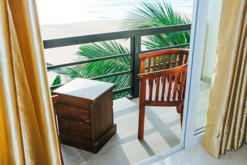 OCEAN EDGE HIKKA – Hikkaduwa, CO