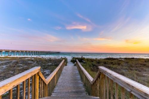 Fontainebleau Terrace II - image 5