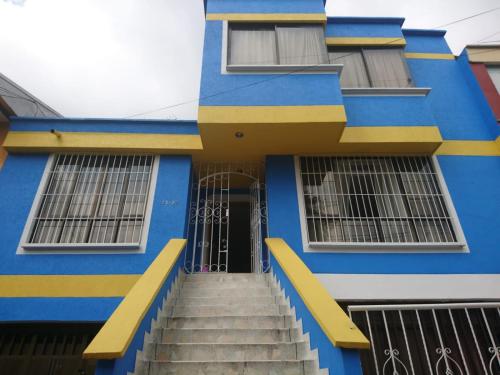 Casa Azul Boutique Hostel – Pereira, KS
