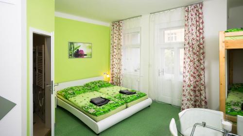 Apartment Four Year Seasons - WALKABLE TO CENTRE, METRO AND RIVERSIDE, Praha (fotografie 2)