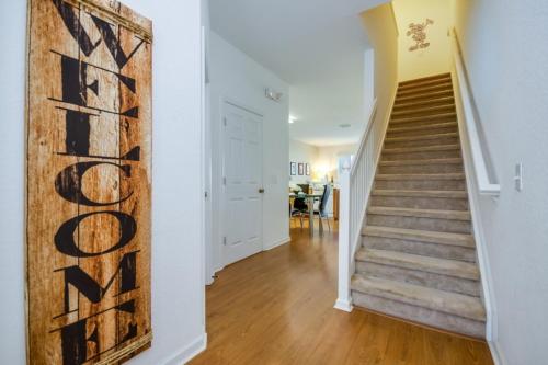 Renshaw 2562 Townhouse - main image