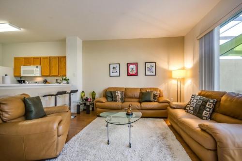 Renshaw 2562 Townhouse - image 7