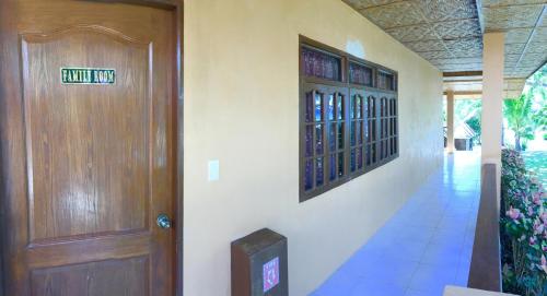 Anda White Beach Resort