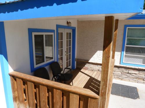 Riverwood Inn & RV Park - image 5