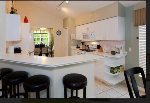 LY235476 - Oak Island Harbour - 4 Bed 2.5 Baths Villa Orlando (FL)