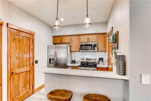 Los Pinos At Breckenridge #D10 Condo Breckenridge (CO)