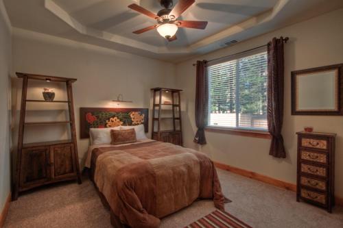 Creekwood Lodge - image 2