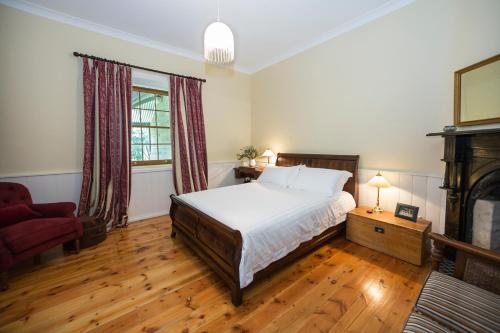 Grand Cru Estate Homestead in Springton