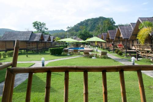 AoNang Bamboo Pool Resort - 전망