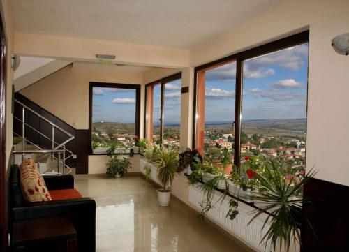 Skats, Armira Family Hotel in Ivailovgrada