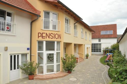 Pension Schlögl, Pension in Lutzmannsburg