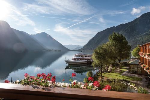 Double Room with Lake View