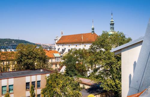 HOME ALONE 5BR+3BATH Penthouse in center of Prague - image 13