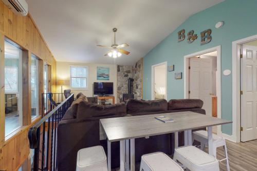 Bunk Beds & Beaches - image 2