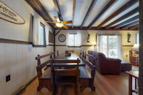 27 Eidelweiss Drive - image 5