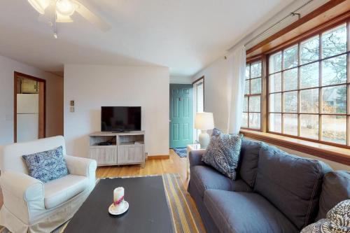 Easy Eastham - image 3