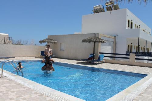 Mary Rooms - main image