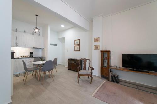 Piraeus_Faliro_Cosy apartment