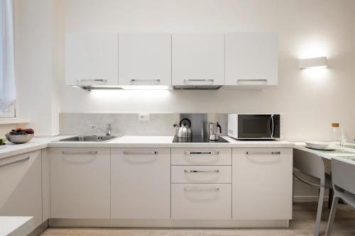 Duomo apartment - image 6