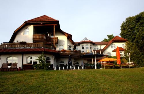 Hotel Heidekrug - image 11