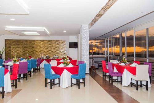 Restaurant, Hotel Varuna in Manizales