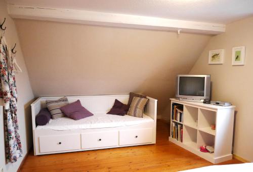 Hestavin Bed & Breakfast 10.8km von Feldatal entfernt