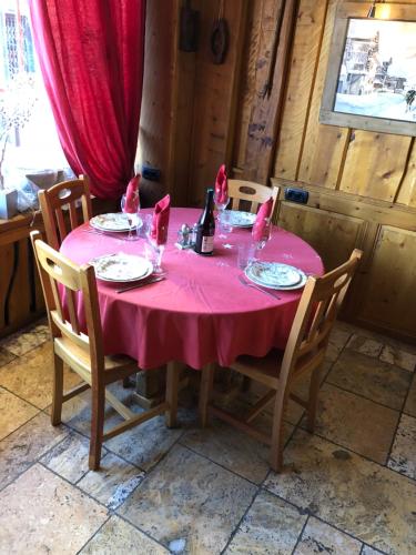 Hôtel Restaurant de la Chaussée - image 13