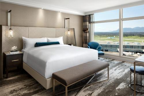 Fairmont Gold with King Bed