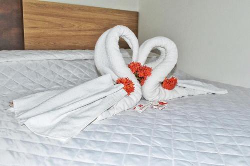 Deluxe Double Room with Extra Bed image 5