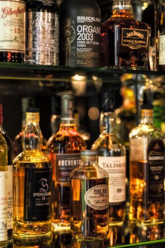 B Montmartre - image 12