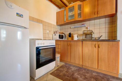 Apartments Dobro - image 10