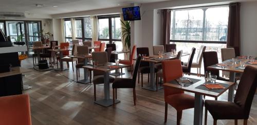 Instalaciones, Studio a Deux Pas d'Aix in Suburbs