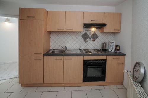Superior Quadruple Room image 9
