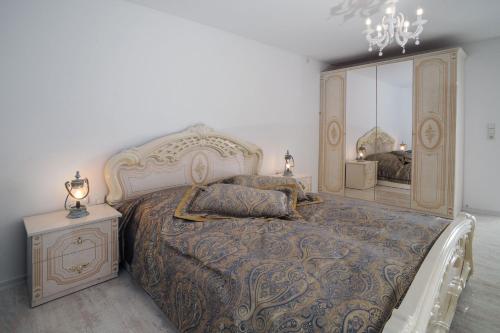 Superior Quadruple Room image 8