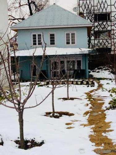 Sukhniketan Cottage Srinagar