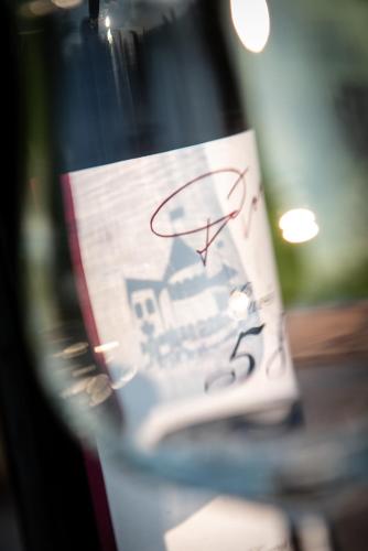 Attractions, Weinschloßchen im Weingut Roos in Darmstadt Suburbs