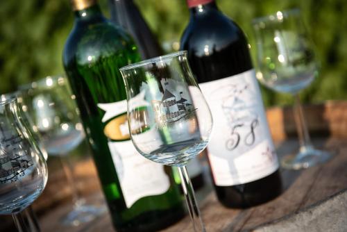 Facilities, Weinschloßchen im Weingut Roos in Darmstadt Suburbs