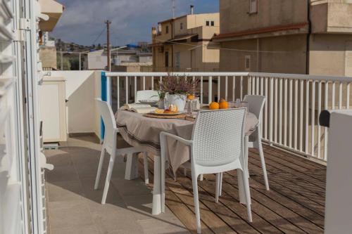 2 bedrooms, 4 beds