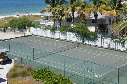 Reef Club 306 - image 18