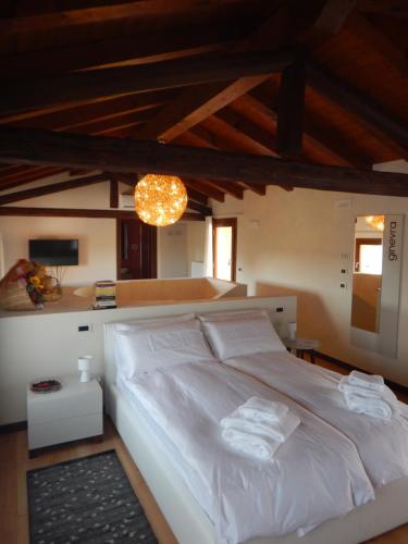 Crystal Luxury House 2