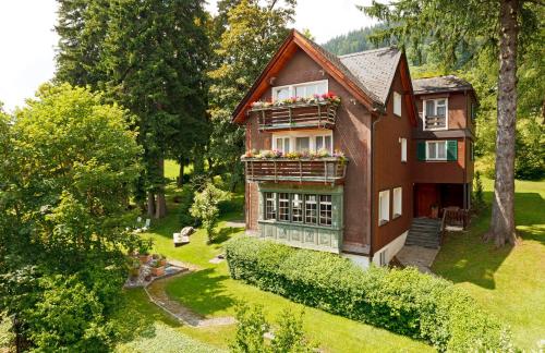 Hirschen Guesthouse - image 8
