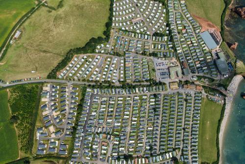 Ladram Bay Holiday Park 3