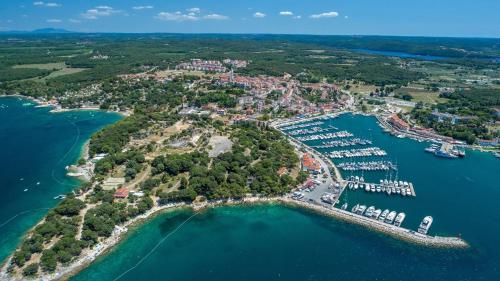 Apartment Vilma Funtana Apartment Vilma Funtana