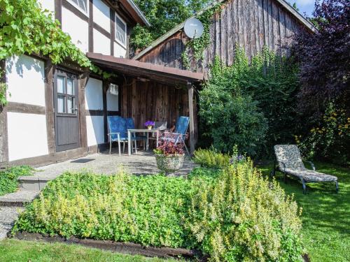 Heritage Holiday Home In Wienhausen near River