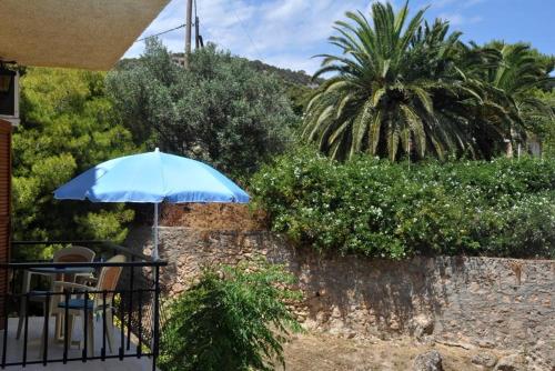 Artemis Rooms in เอไจนา