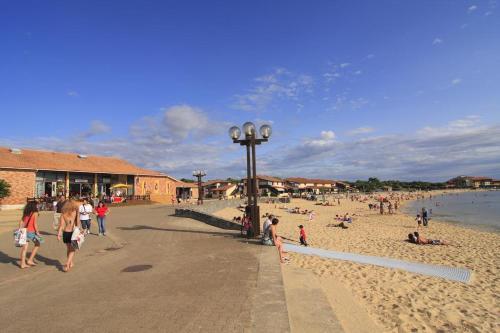 VILLA CASA KOKO 10 PERS piscine chauffée, pétanque, ping pong VIEUX-BOUCAU VILLA CASA KOKO 10 PERS piscine chauffée, pétanque, ping pong VIEUX-BOUCAU