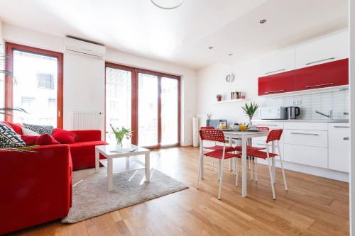 Trendy Apt with Air Condition