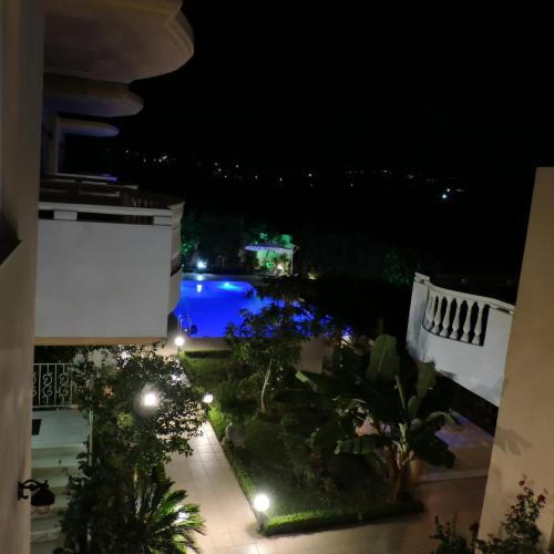 Golden Rose Suites - image 3