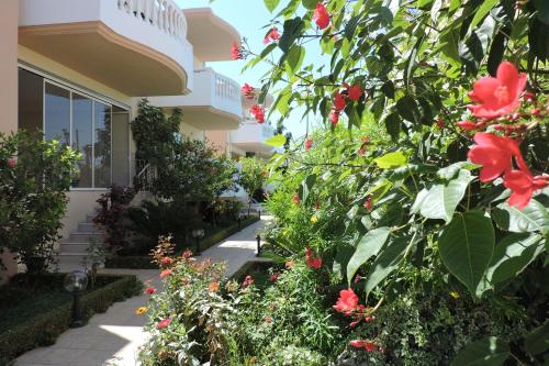 Golden Rose Suites - image 10