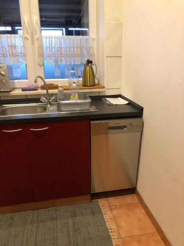 ห้องครัว, Ferienwohnung im Park 1 in ไฮลิเกนดามม์